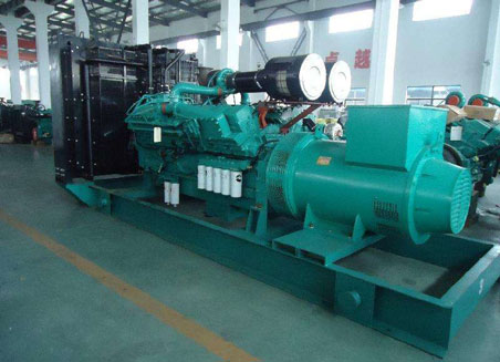 伍家岗800kw康明斯柴油发电机组图片 伍家岗800kw康明斯柴油发电机组图片